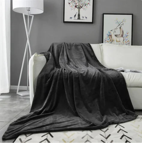 LunaCozy Lightweight Blanket